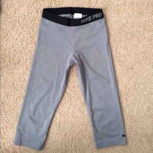 Nike Pro Dri-Fit Capris