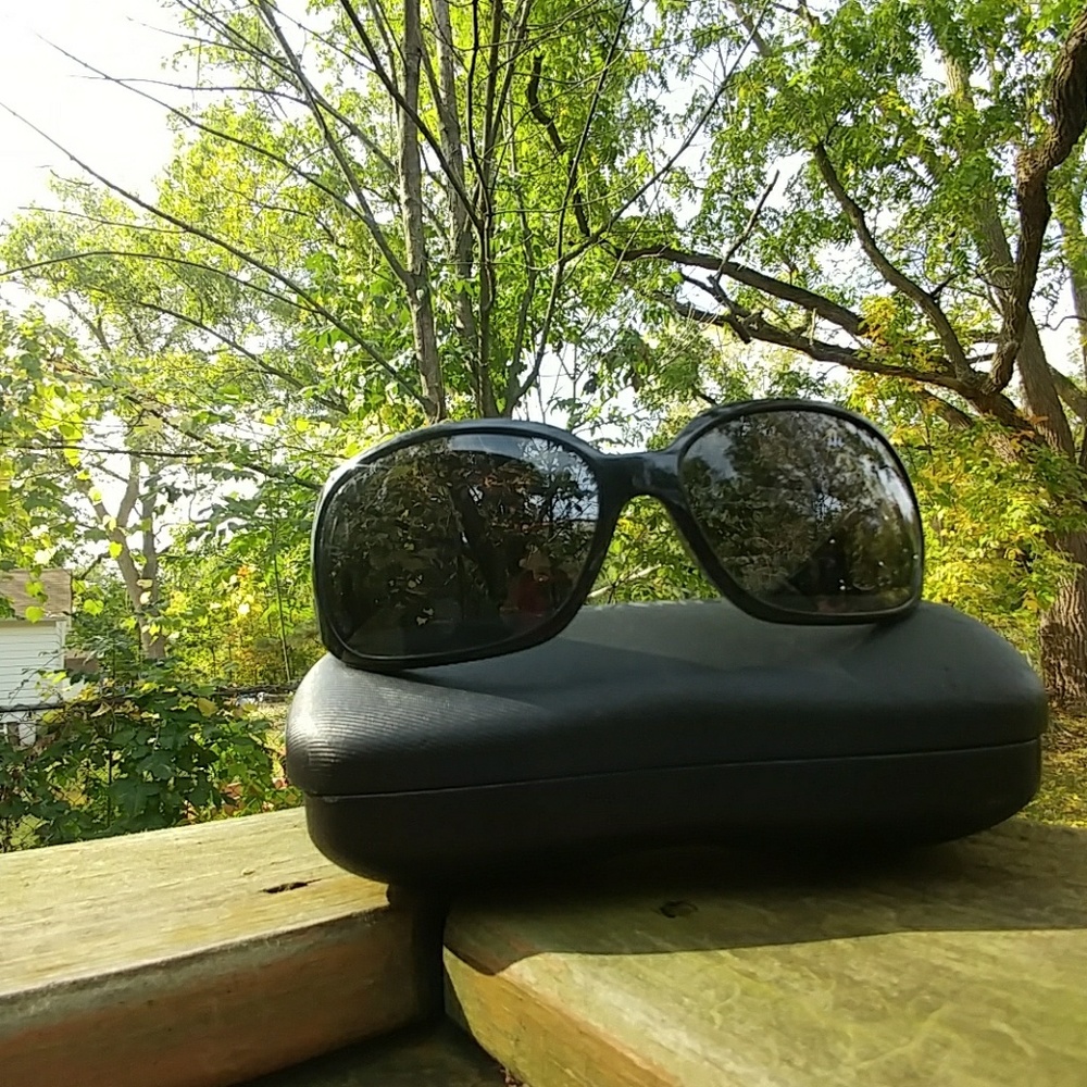 CHANEL Sunglasses 😎 Authentic