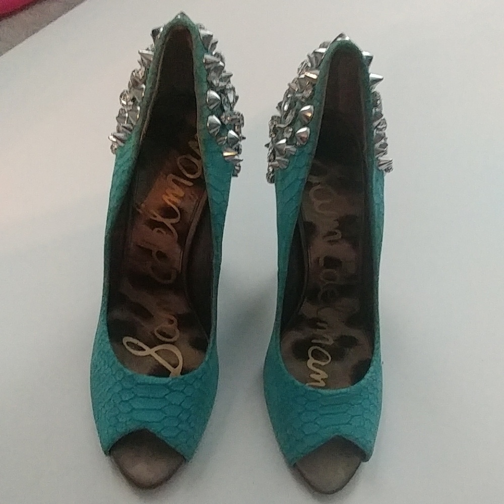 DONATED Sam Edelman Lorrisa Studded Pumps sz 7 - Picture 4 of 8