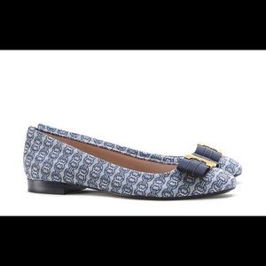Tory Butch Gemini Link Printed Bow Flat