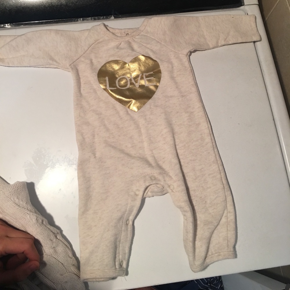 Old navy 0-3 mo