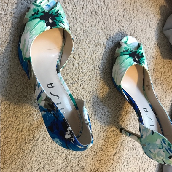 Unisa open toed, blue & green floral. Size 6.5 - Picture 2 of 3