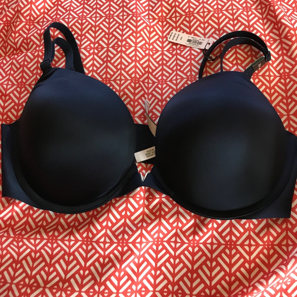 Brand new! 38D Sexy Illusions