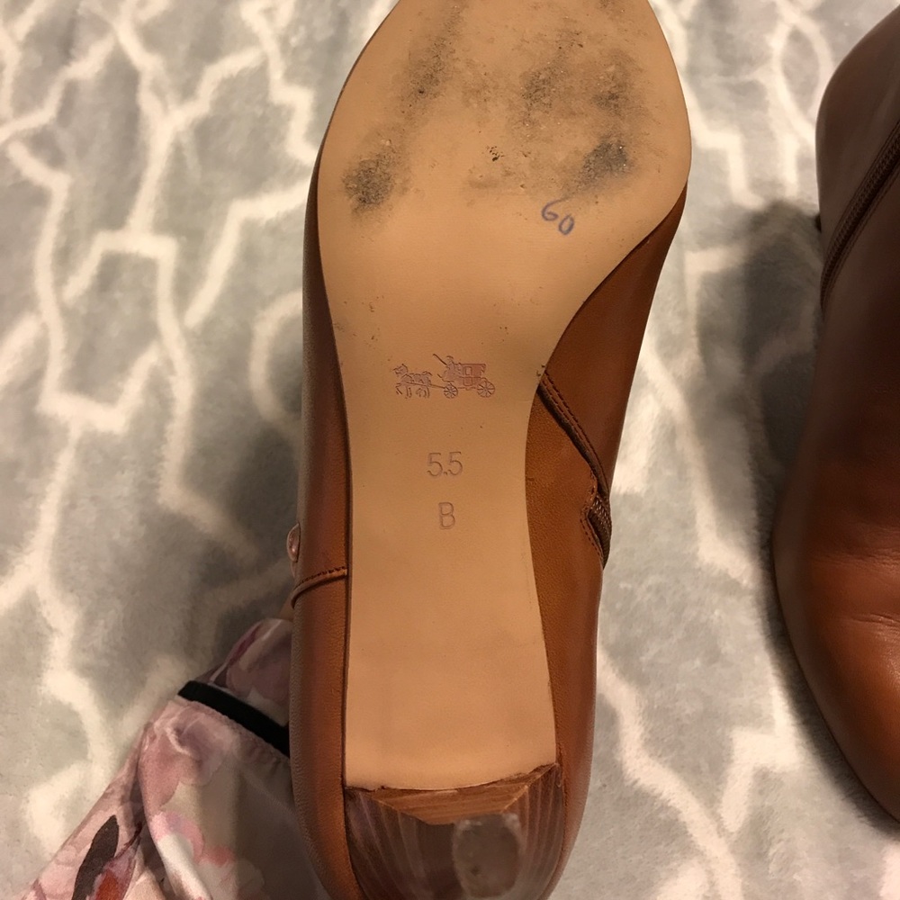 Coach shoes - Picture 3 of 3
