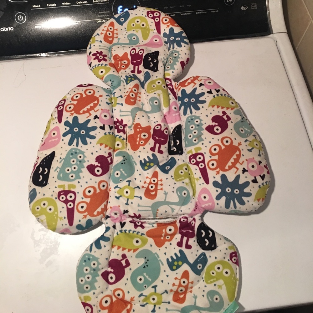 4 moms infant mamaroo insert