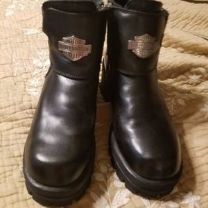 Women's Harley-Davidson boots -- Size 9