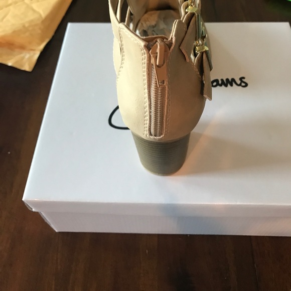 Booties - Picture 3 of 6