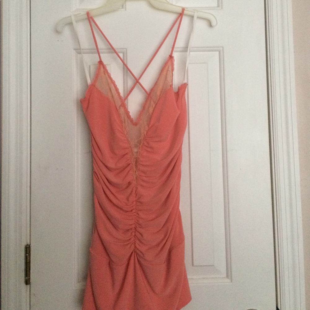 “Gaby” Women Shoulder Strap Top. Size XL