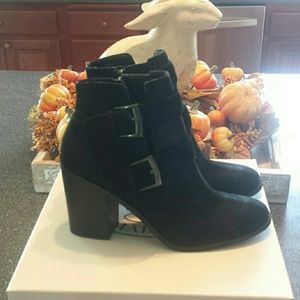 Steve Madden Trevur Blk Leather Booties size 10