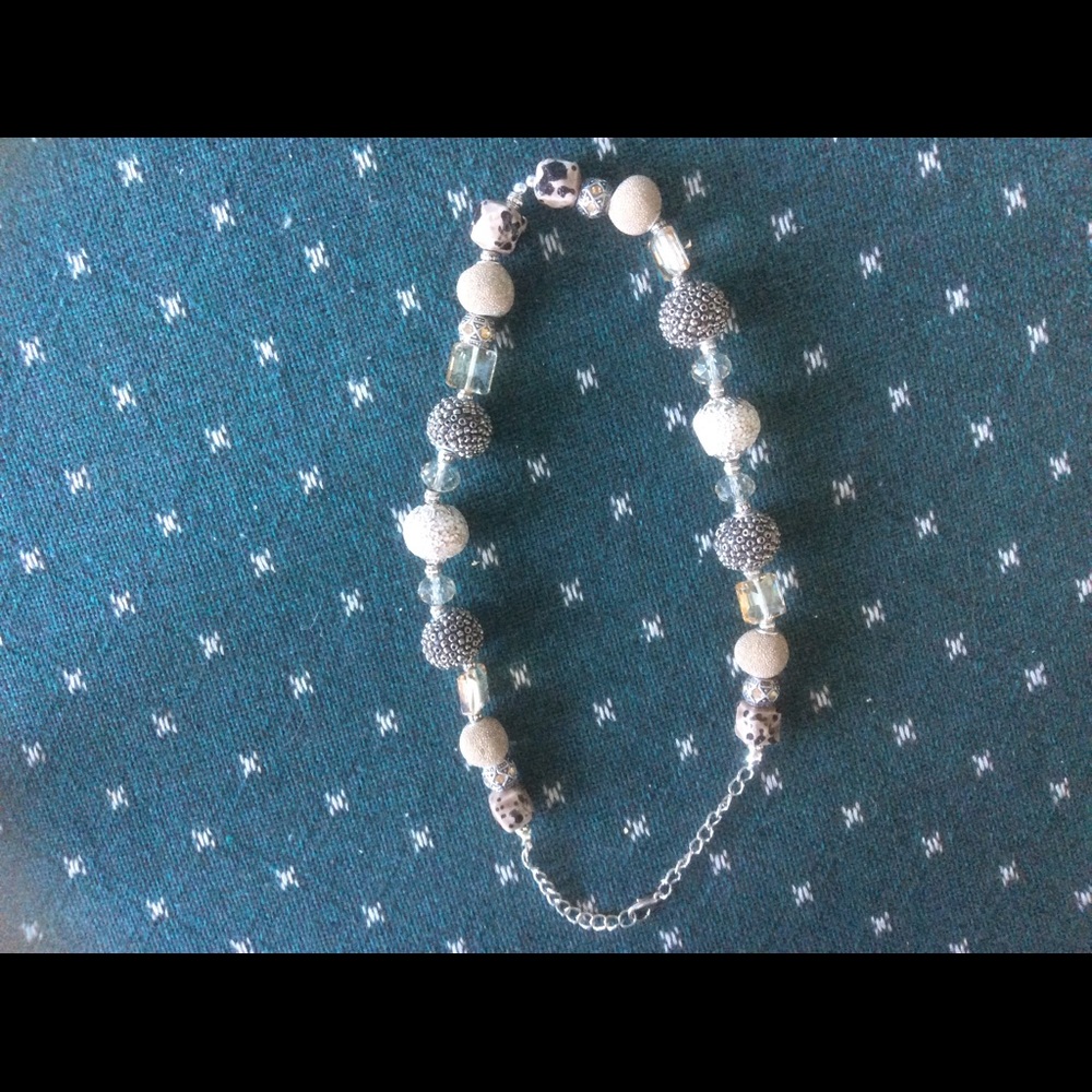 Hand made neckace