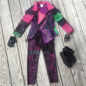 Disney Store Descendants Deluxe Mal costume