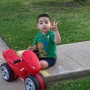 Meet your Posher, Manuel