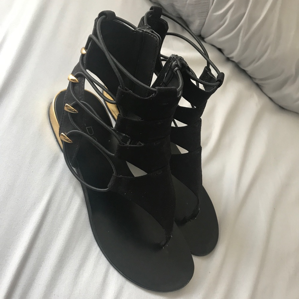 Barely Worn Aldo Sandals!