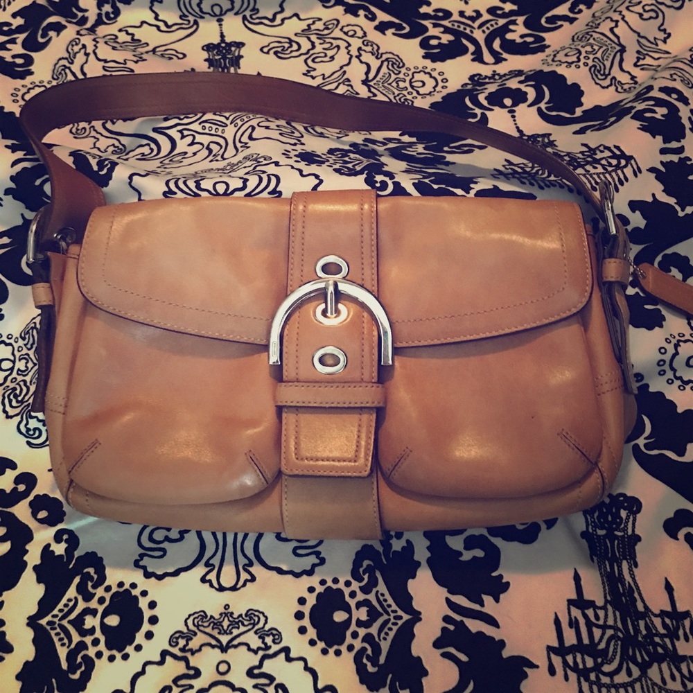 Coach shoulder bag