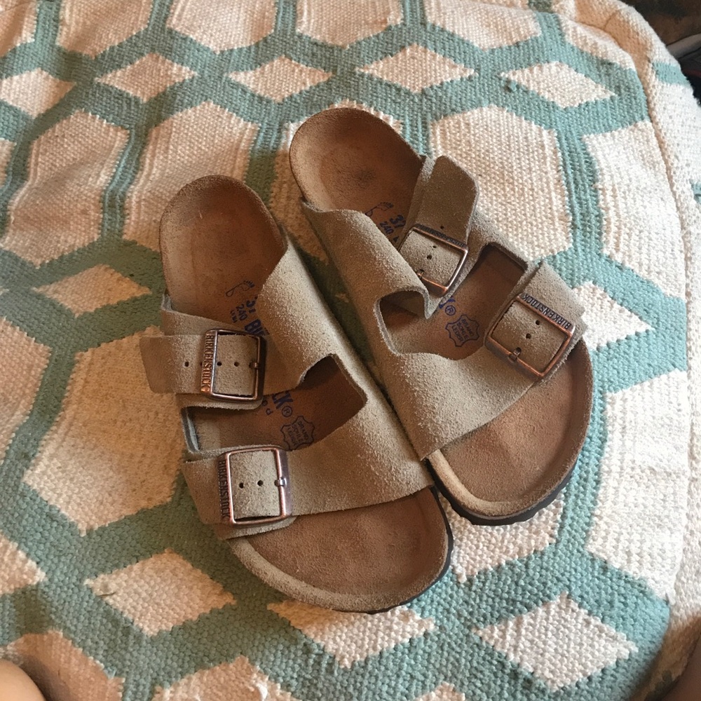 PERFECT CONDITION! Arizona Birkenstocks
