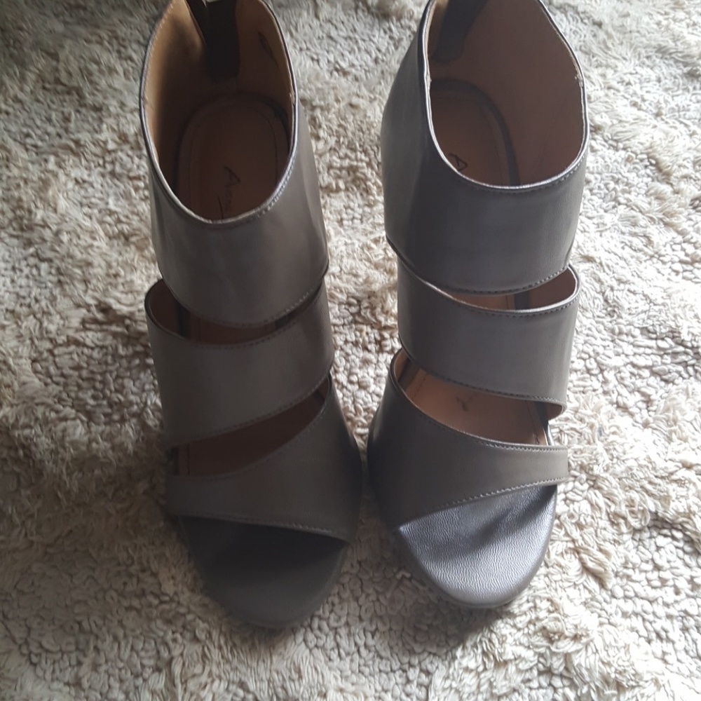Anne Michelle open toe heels