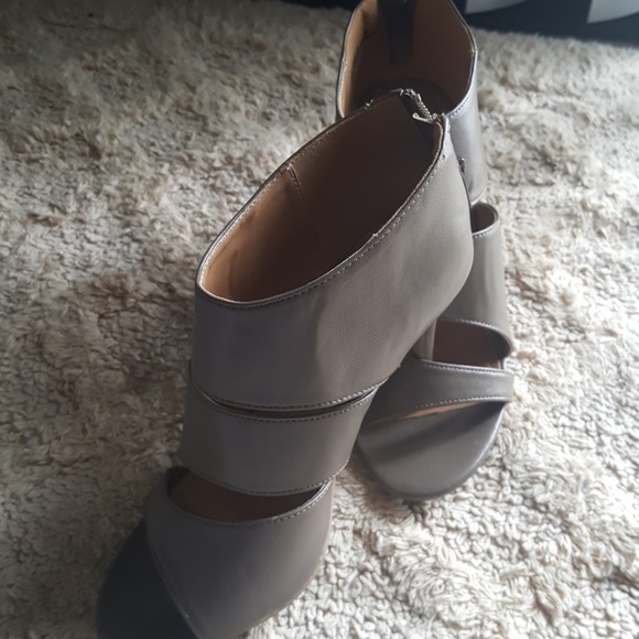 Anne Michelle open toe heels - Picture 4 of 4