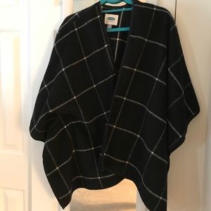 Flannel blanket wrap Old Navy