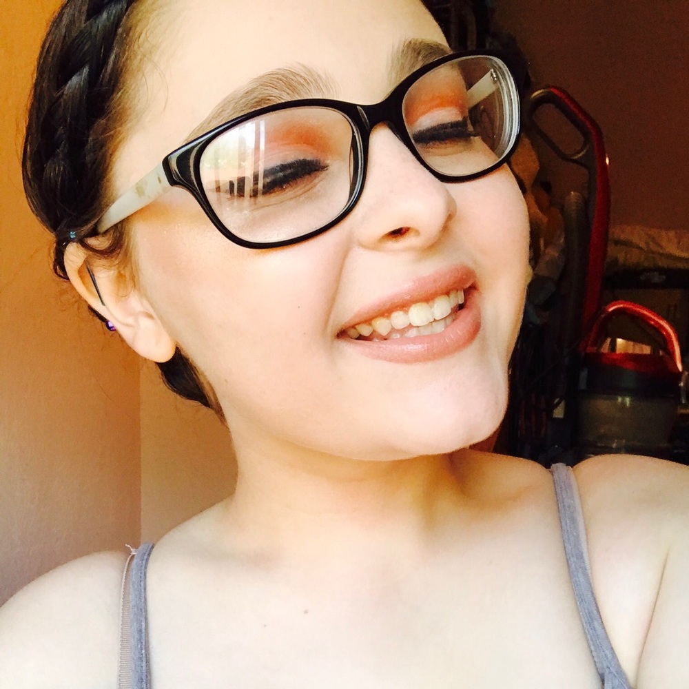 Meet your Posher, Amber