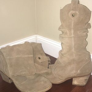 Slouchy cowboy boots