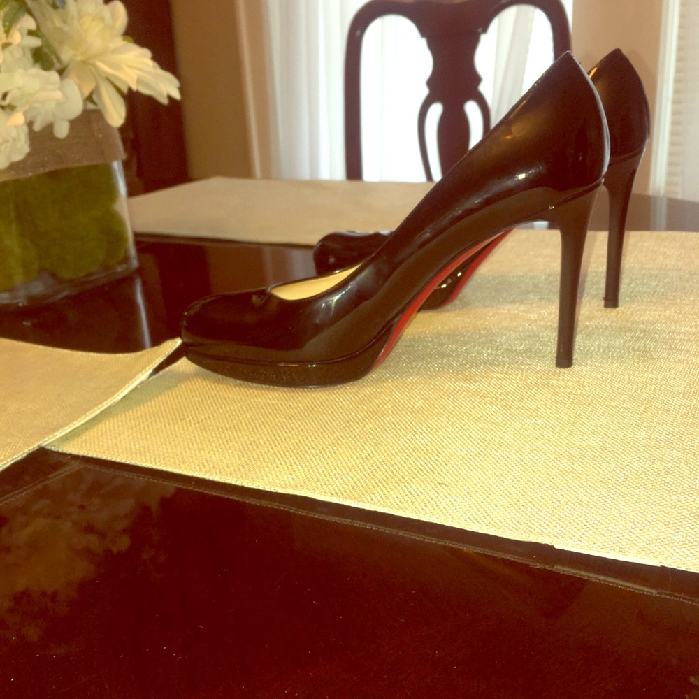 Christian Louboutin “New Simple Pump” Black