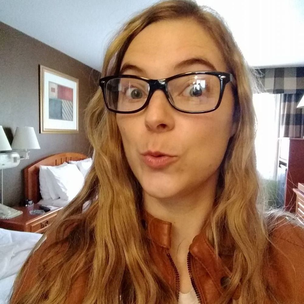 Meet your Posher, Brittney