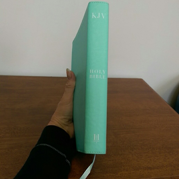 Giant print KJV Holy Bible, NIB - Picture 7 of 8