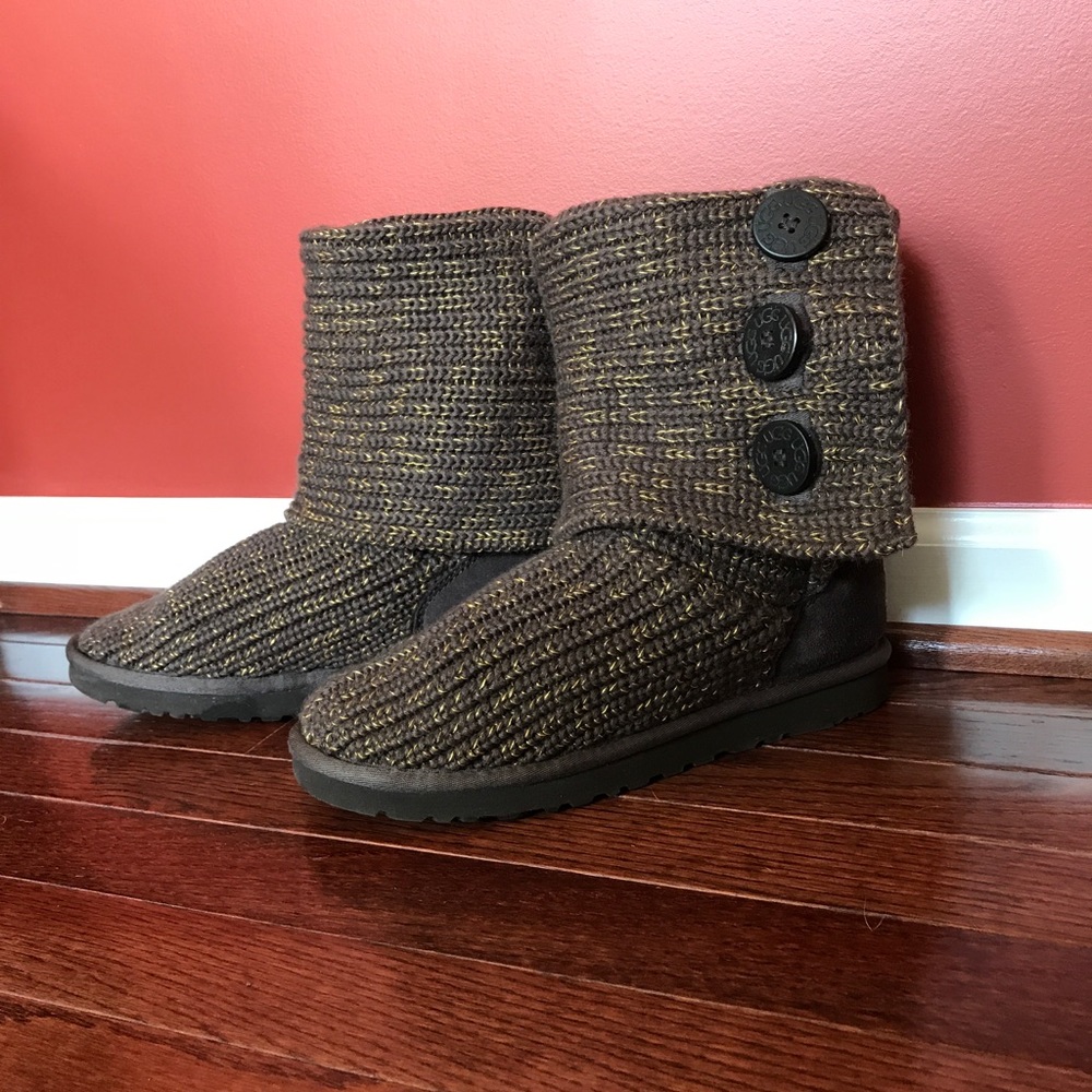 Uggs sweater boots size 8