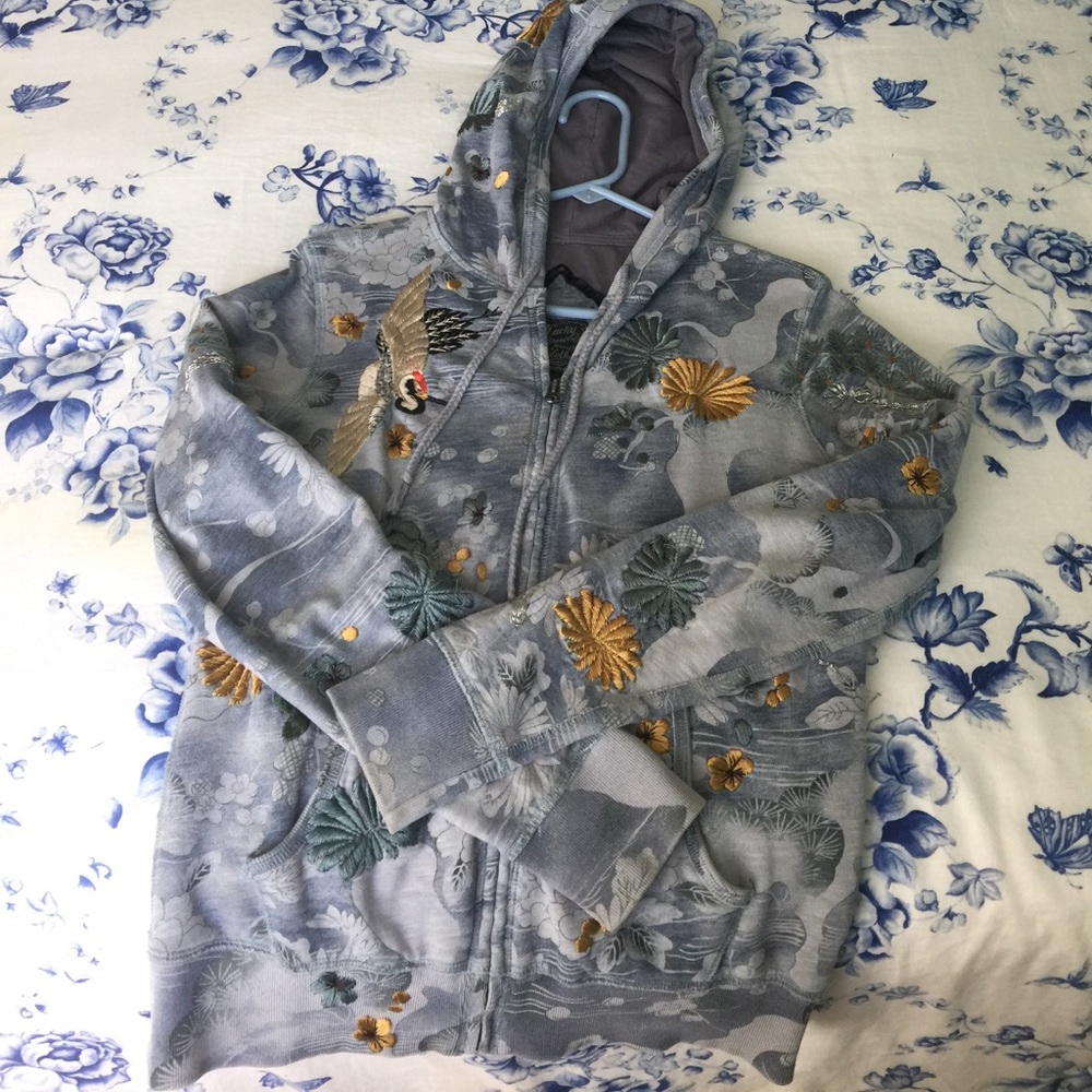 Lucky brand Asian-style hoodie
