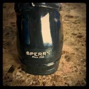 Sperry rain boots size 8