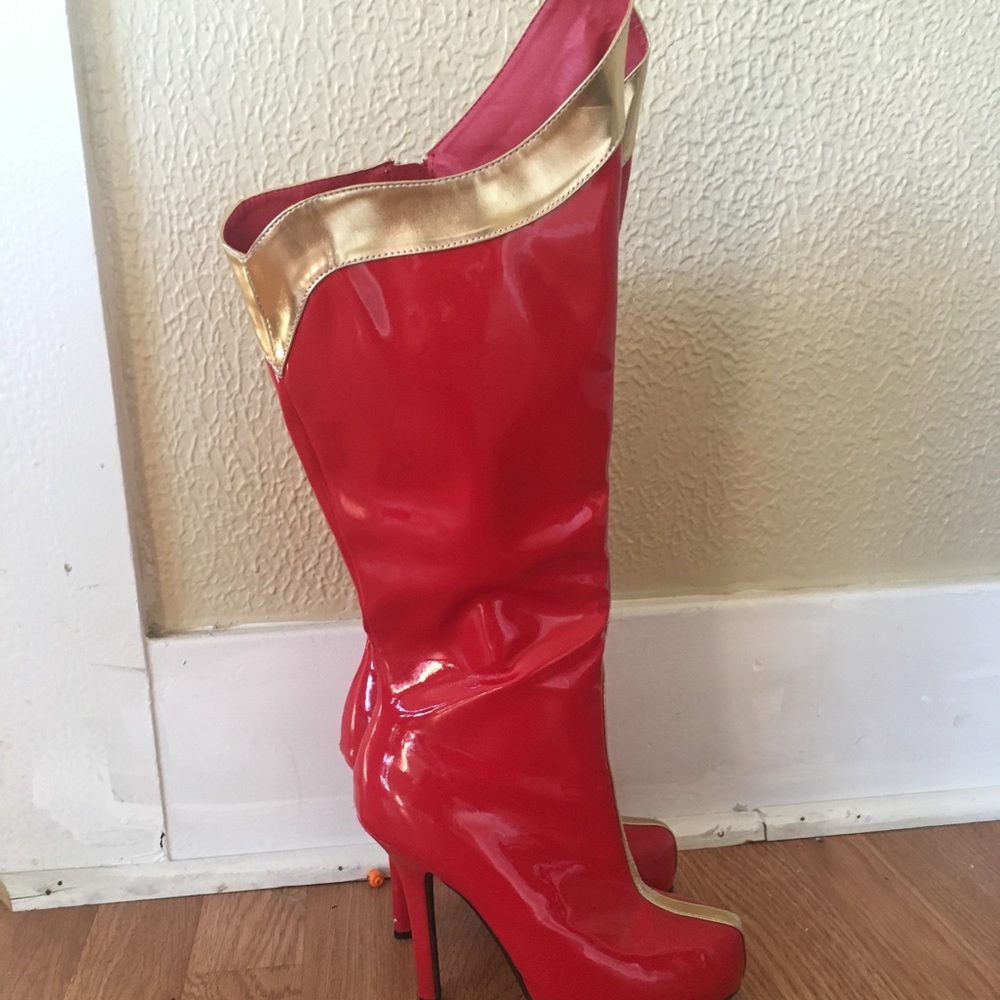 Wonder Woman boots