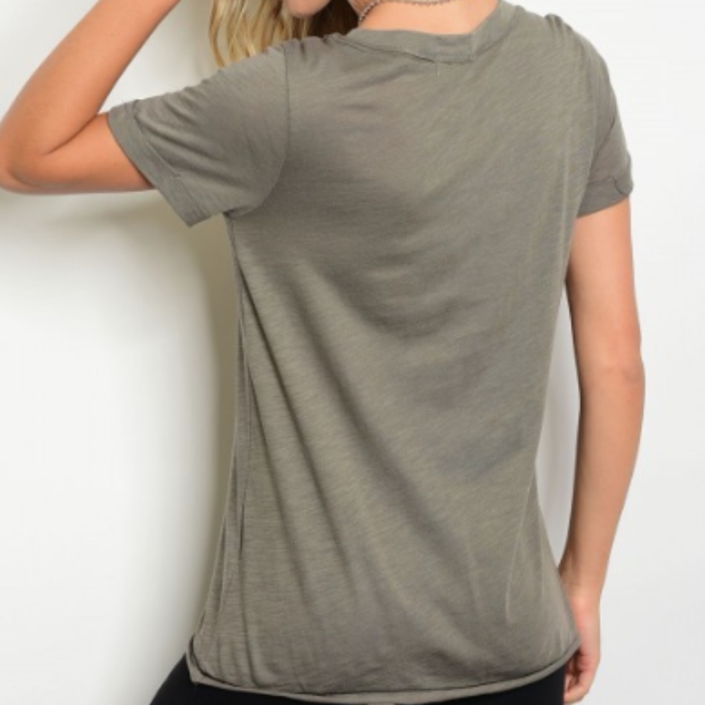 🆑 Olive and Black Lace Up Front Tee - Picture 2 of 2