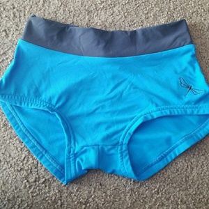 Dragonfly pole shorts