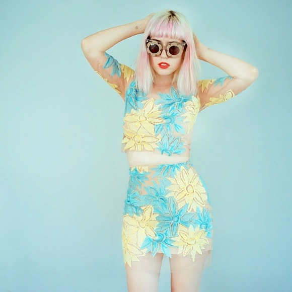 SOLD on ♍erc love and lemons x nastygal skirt - Picture 3 of 5