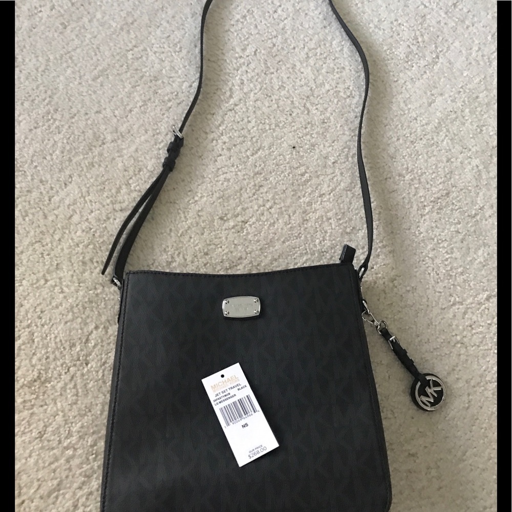 Michael Kors Messenger bag