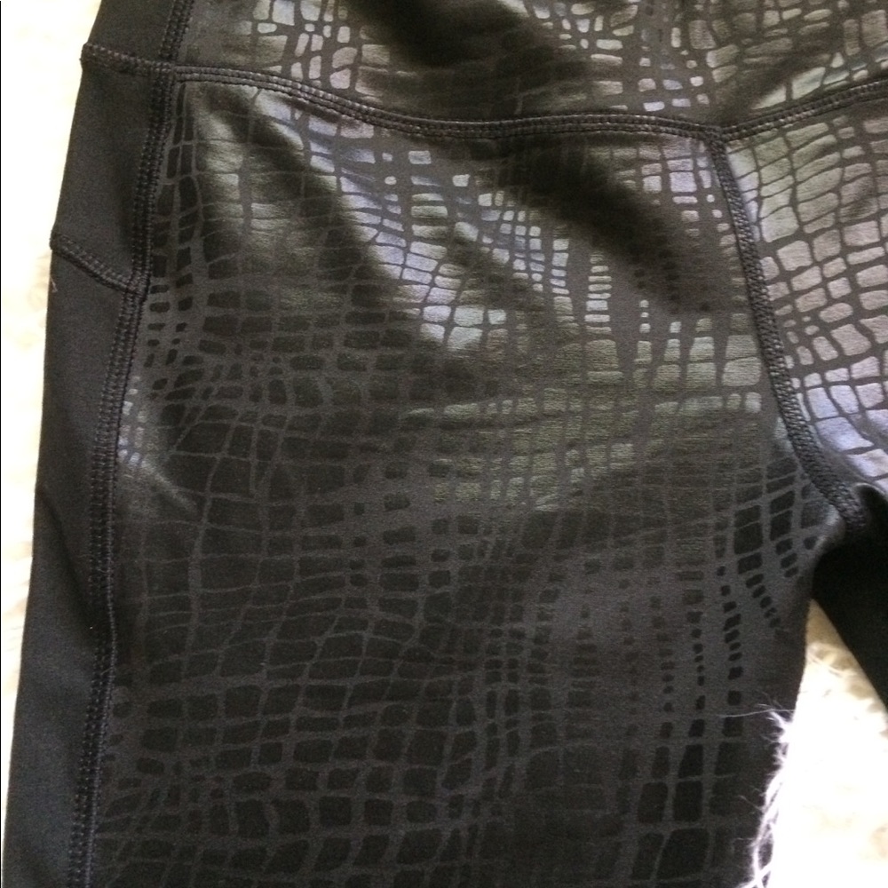Croc print legging