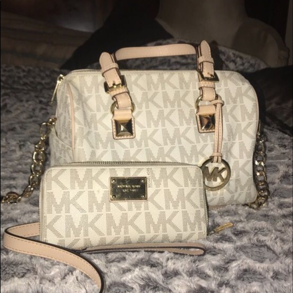 Authentic Michael Kors Purse and Wallet