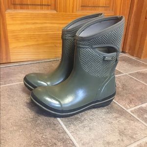 Women's short Bog boots
