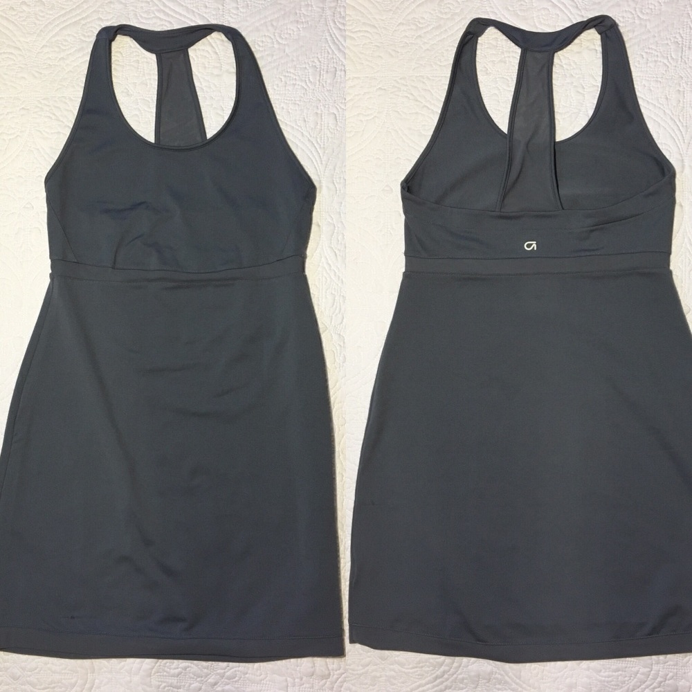 Gapfit athletic dress gray