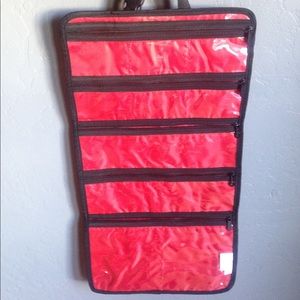 Thirty-One Uptown Jewelry Bag