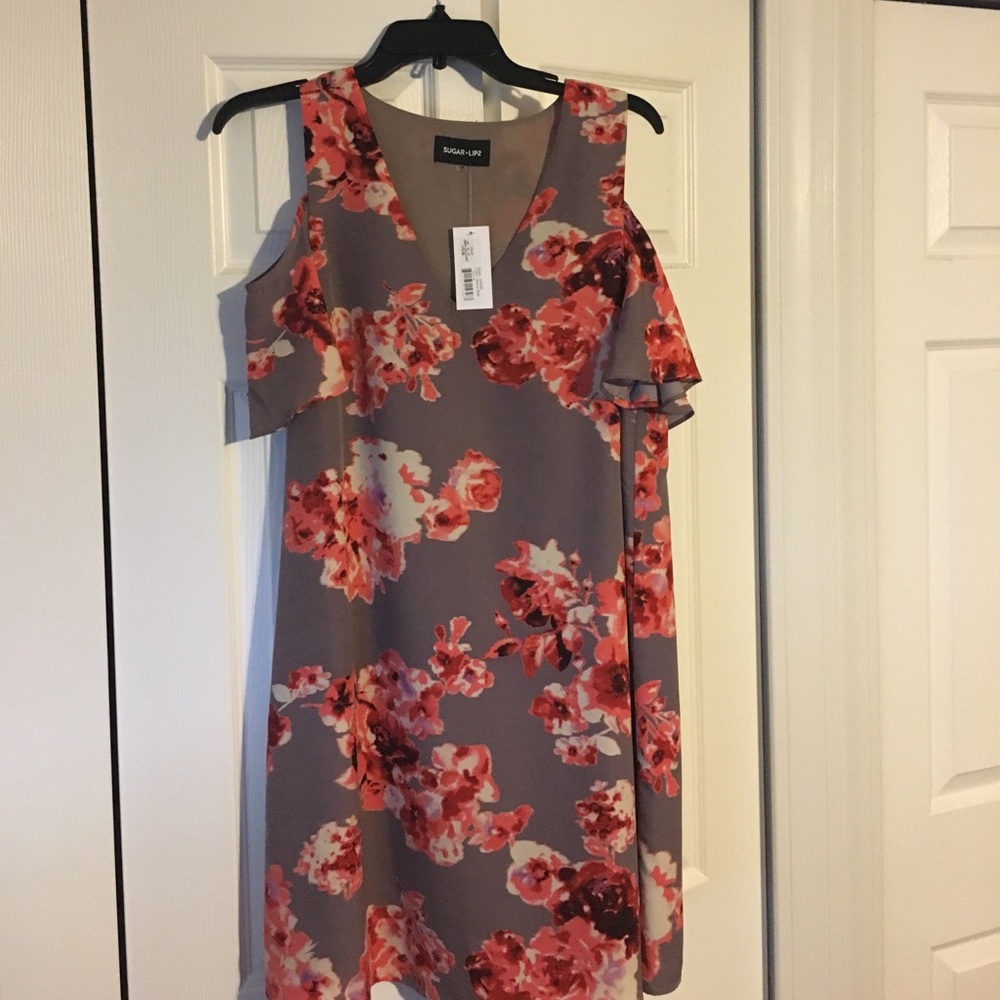 Sugar Lips Cold shoulder dress