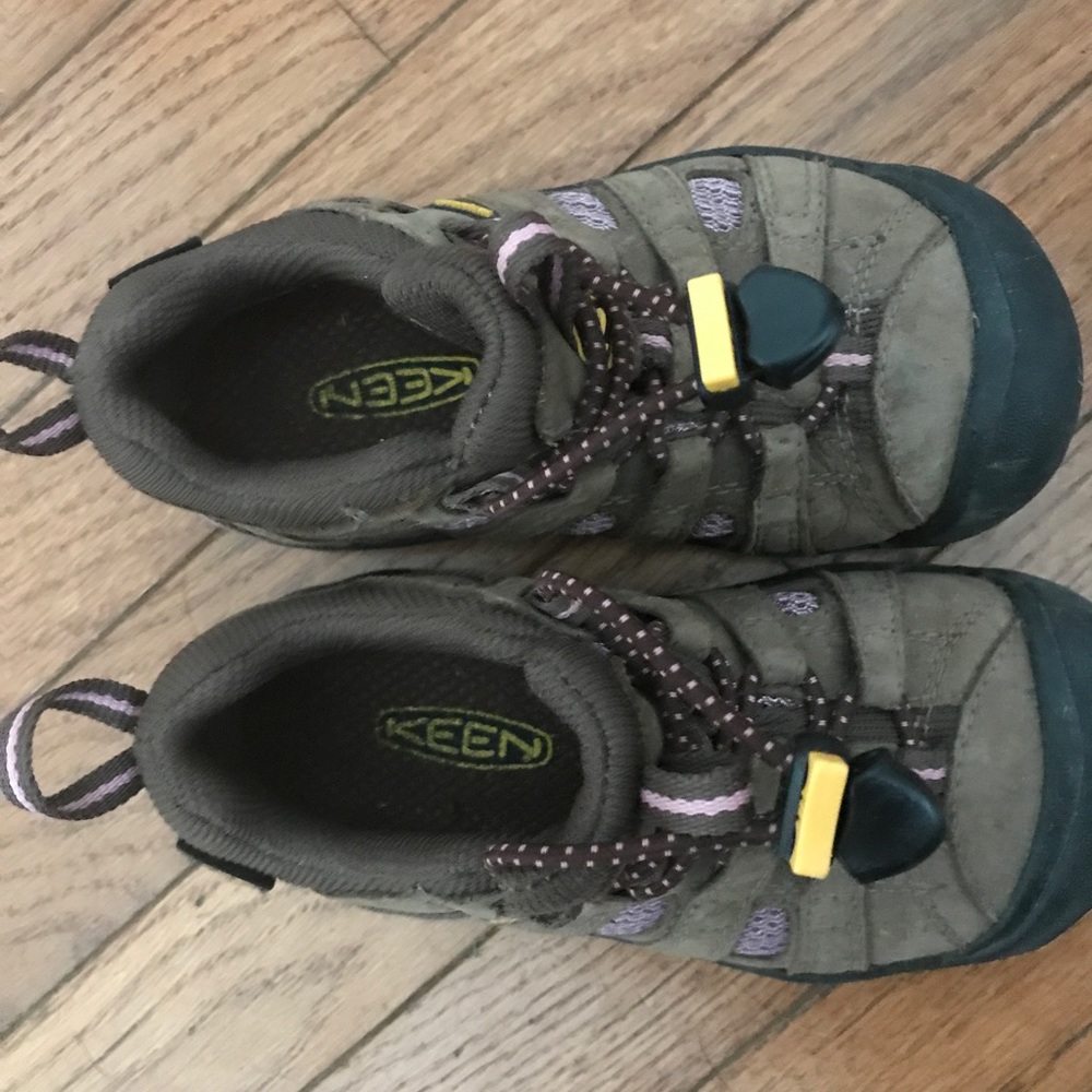 Keen shoes (girls)
