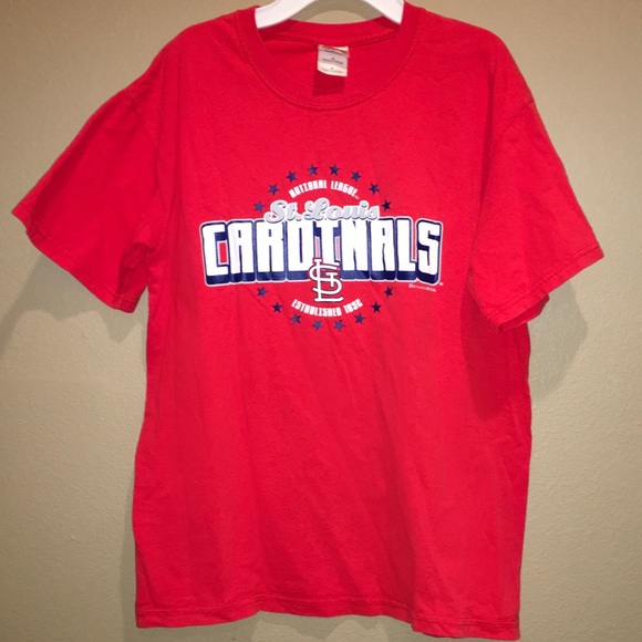 Men's size Medium STL Cardinals t-shirt - Picture 1 of 2