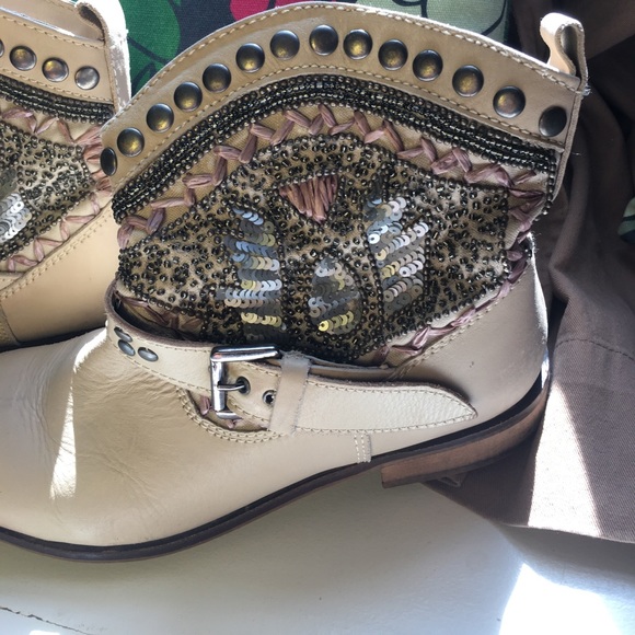 NAUGHTY MONKEY LYSANDRA SOLD OUT EVERYWHERE - Picture 6 of 8