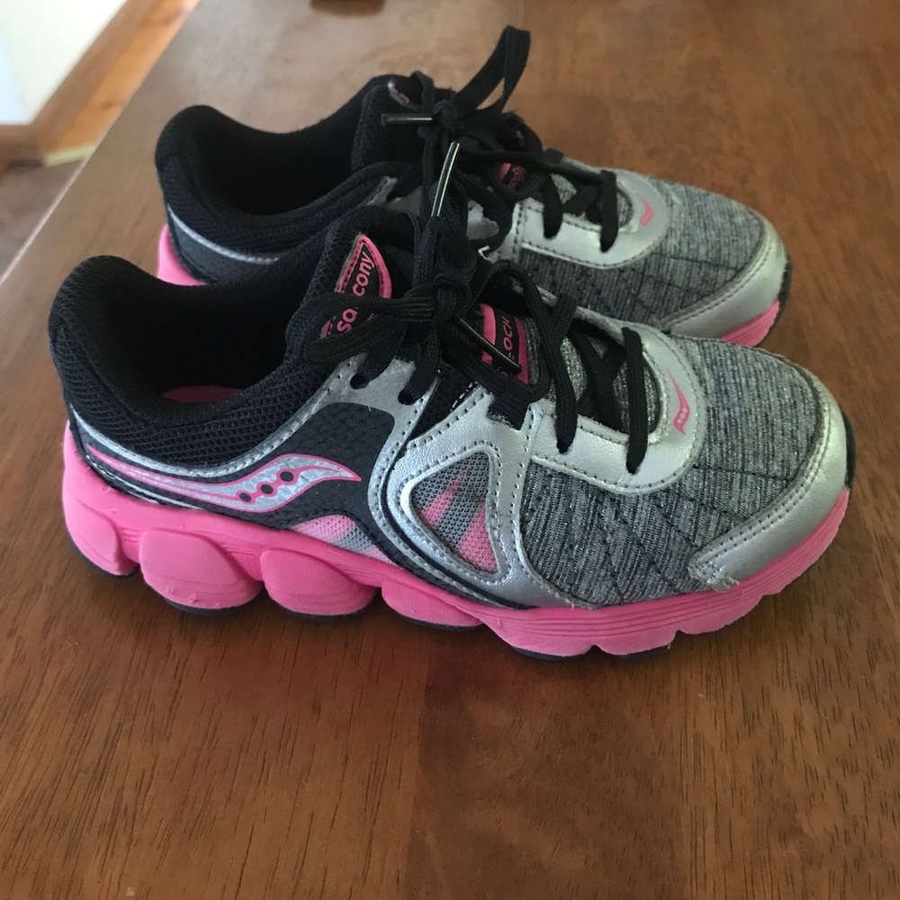 Saucony girls sneakers