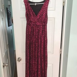 Pink Blush Burgundy/pink evening maternity gown