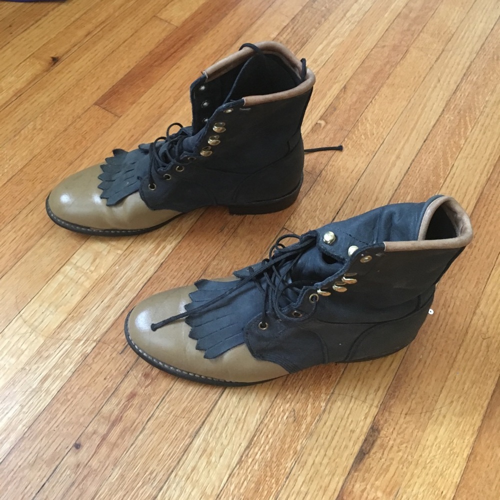 Two tone boots