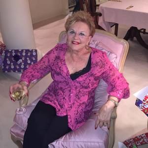 Meet your Posher, Donna