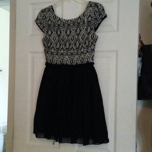Black dress with a chiffon skirt sz 5