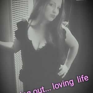 Meet your Posher, Yvette